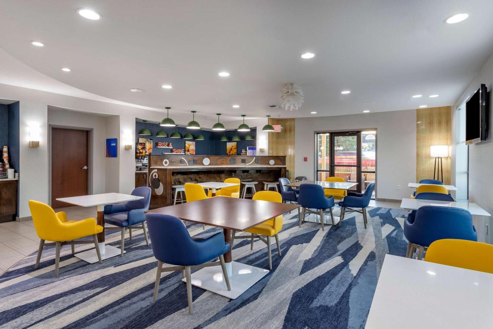 Comfort Suites Natchitoches Zewnętrze zdjęcie